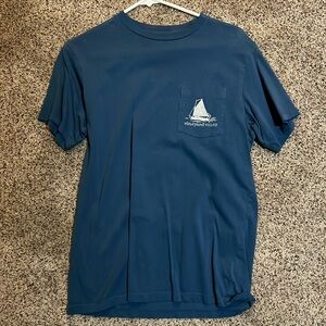 Vineyard Vines blue shirt sleeve t-shirt
